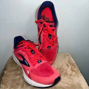 Brooks Launch 9 Running Shoes Women's Size 8 - Coral/Pink & Navy Sneakers
